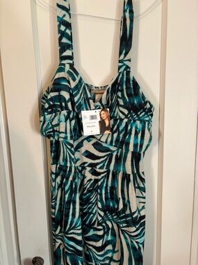 Miss Tina Teal, Black and Cream Abstract Print Camisole